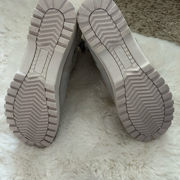 JBU by Jambu “Shelly” Sherpa Cuff Side Zip Ankle Boot - Picture 6 of 6